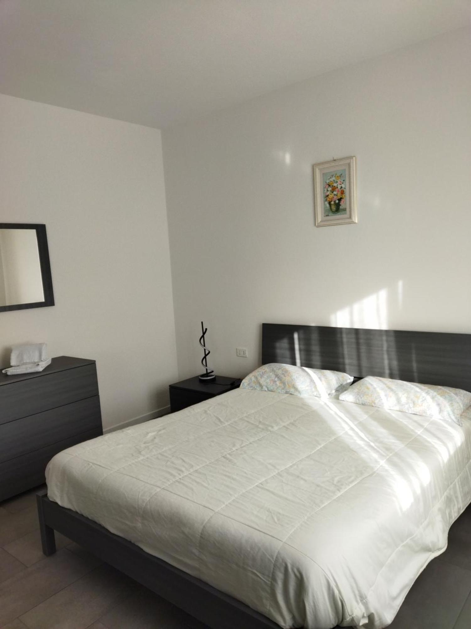 Appartamento Rose Garden House Wi-Fi Riva del Garda Esterno foto