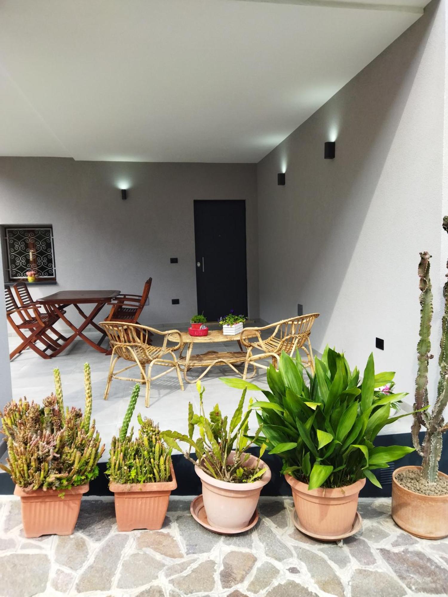 Appartamento Rose Garden House Wi-Fi Riva del Garda Esterno foto